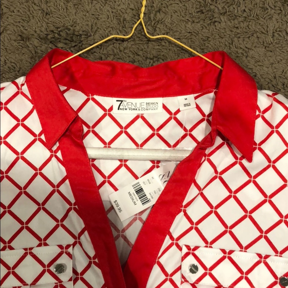 Top - Picture 2 of 4